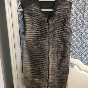 J. Mcglaughlin grey genuine fur rabbit vest